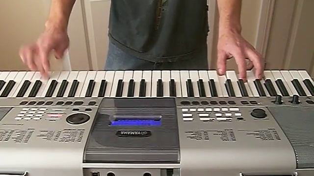 TWIST YAMAHA PSR E413 TWIST смотреть онлайн