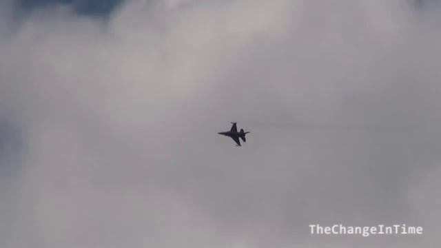 как делать мертвую петлю на истребителе и другие опасные фигуры смотреть онлайн