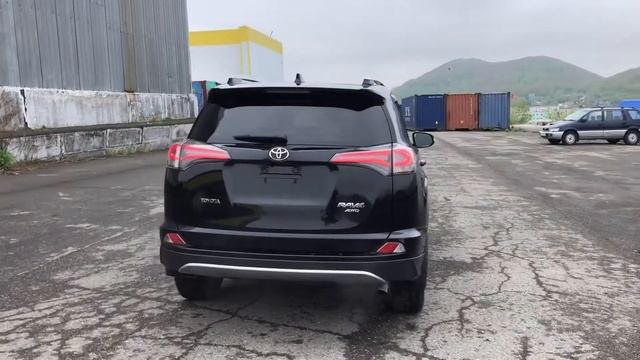 Toyota RAV4 (7/1) смотреть онлайн