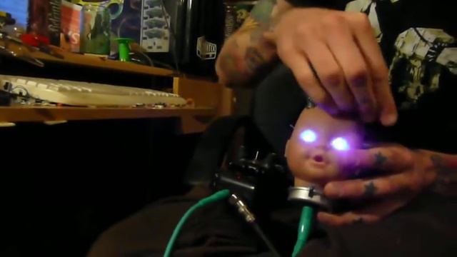 :wrongbot: My 1st Baby Oscillator-for-a-Face Mk2. смотреть онлайн