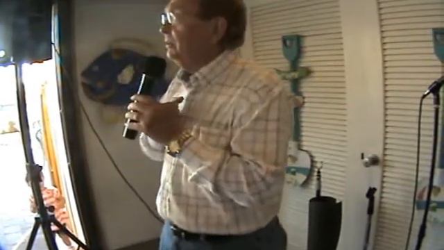 Love Is All - Bob Allen смотреть онлайн