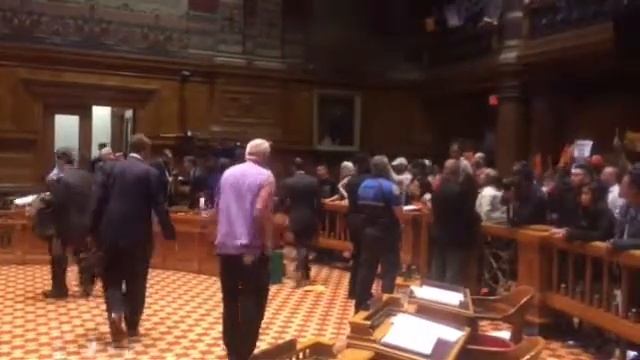 Supporters of Community Safety Act react to City Council's tabling of proposal to give police offic смотреть онлайн