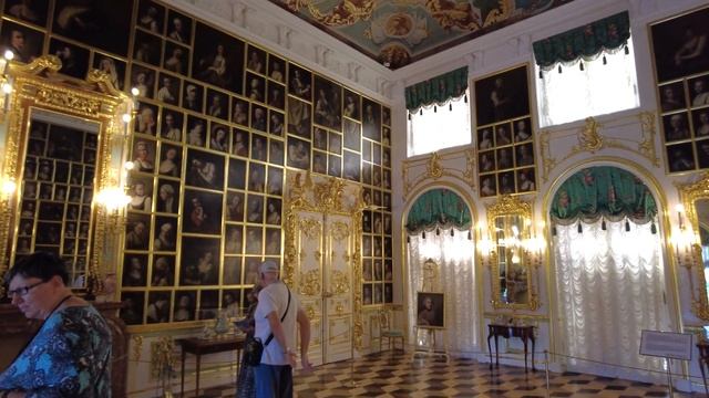 Петергоф - Большой Петергофский дворец. Прогулка по залам / Grand Peterhof Palace
