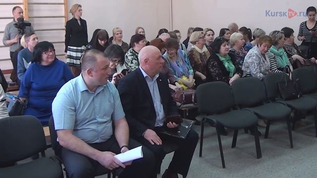 Роман Старовойт о ремонте школы №11 г Курска смотреть онлайн
