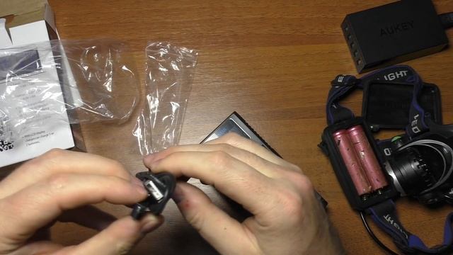 Зарядное USB Устройство VONTAR ZL220C на 3.7V для 18650 и ниже Li-ion Батарея смотреть онлайн
