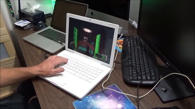 Late 2007 White Macbook 2.2 Ghz Review смотреть онлайн