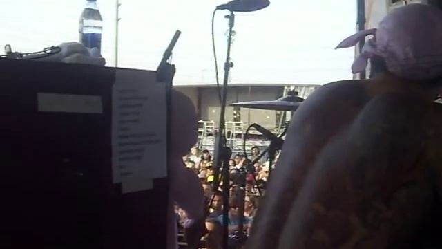 NOFX - Bad Religion/Linoleum at Toronto Warped Tour 09 смотреть онлайн