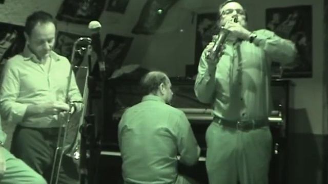Swiss Classic Jazz Four : Basin street blues смотреть онлайн
