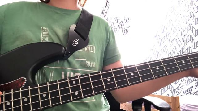 Måneskin-Let’s get it started Bass cover @maneskinofficial смотреть онлайн