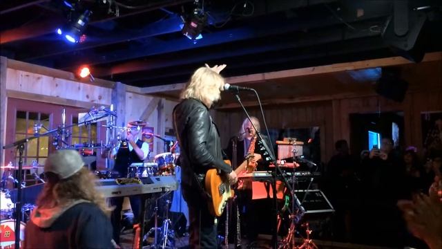 Daryl Hall's New Year's Eve Intro смотреть онлайн