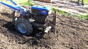 Как мы сделали Окучники спереди мотоблока. Кентавр 8 л.с. Посадка картофеля