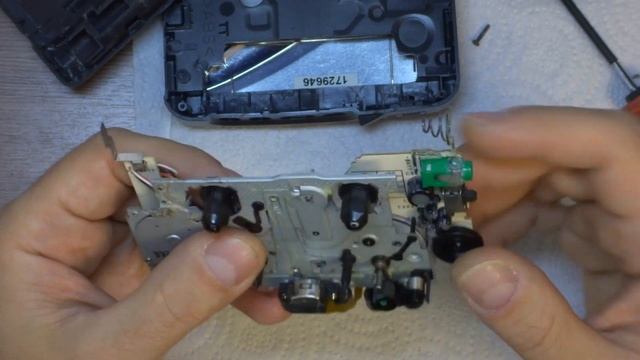 Кассетный плеер Sony WM-EX 192. Профилактика смотреть онлайн