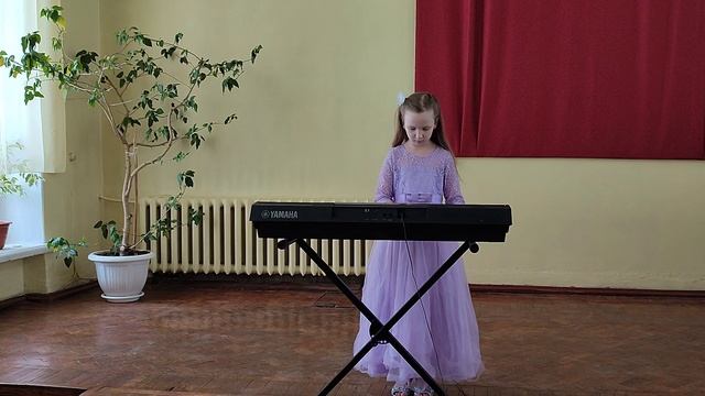 Л. Абелян "Брейк-данс исп. Шпакова Виктория смотреть онлайн