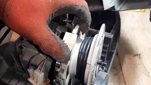 ?️Пылесос LG Extron 1400W?️ разборка и ремонт.