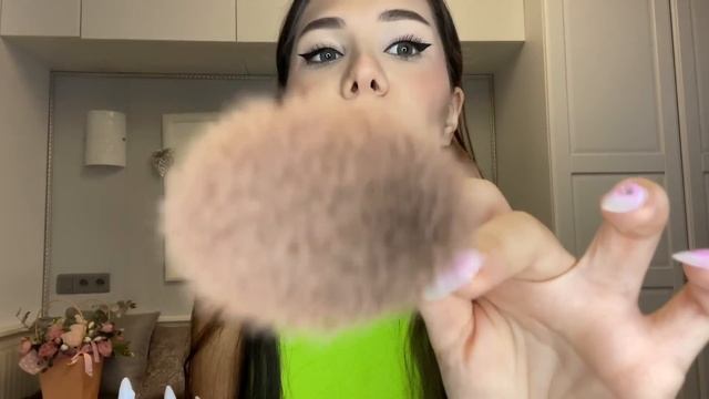 АСМР ОДЕРЖИМАЯ ТОБОЙ ПОДРУГА СОБЕРЕТ ТЕБЯ НА СВИДАНИЕ смотреть онлайн