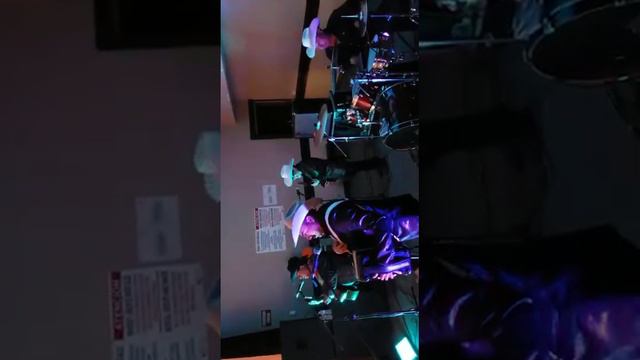 Nabe 727 (cadeteando un poco en el bajo) смотреть онлайн