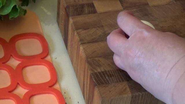 Летний, зеленый супчик, да с потрошками. смотреть онлайн