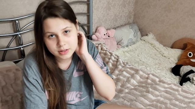 КРАСИТЕ ЛИ ВЫ БРОВИ В ШКОЛУ? смотреть онлайн