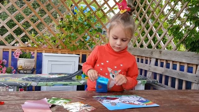 Аппликация из цветной фольги "Самолет". Чем занять ребенка? Ребенок на даче. А Вы с нами!? смотреть онлайн