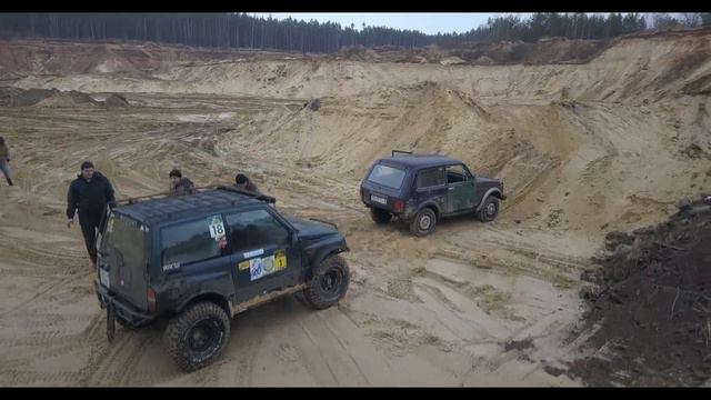 Офф-роуд в Любуже 14.11.2021 г. часть 2 (карьер). смотреть онлайн