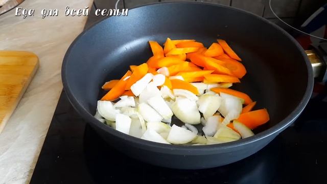 Нежнейшие тефтели без крупы. Совсем другой рецепт тефтелей. Ужин или обед в одной посуде. смотреть онлайн