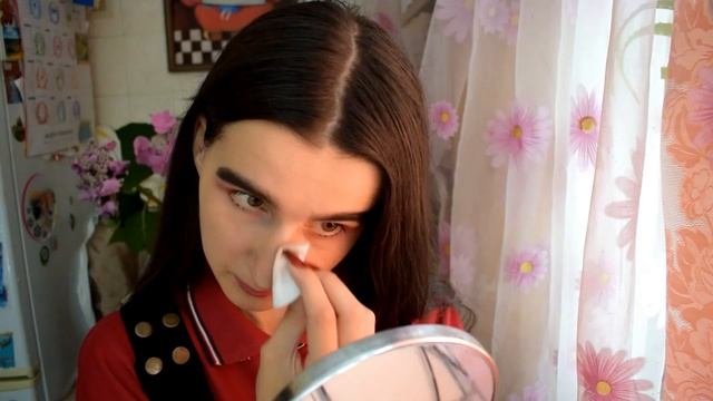 ТРИ НОВЫХ СПОСОБА ПРОЯВЛЕНИЯ ВЕСНУШЕК