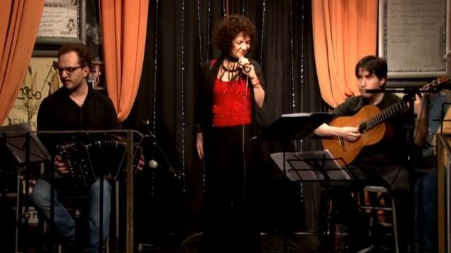 Morena canta "Mal de amor" milonga en La Botica del Ángel смотреть онлайн