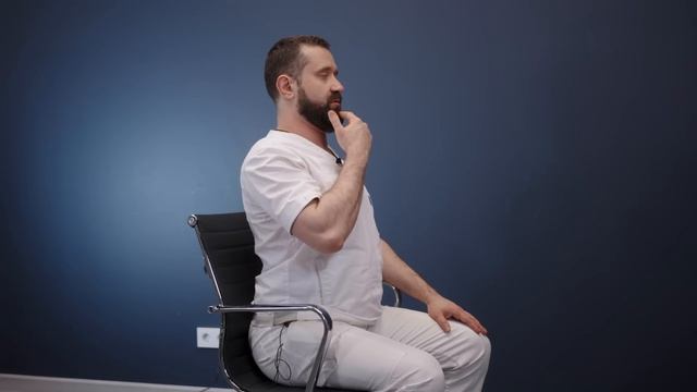 Если болит в грудном отделе или в области лопаток эти упражнения вам помогут! смотреть онлайн