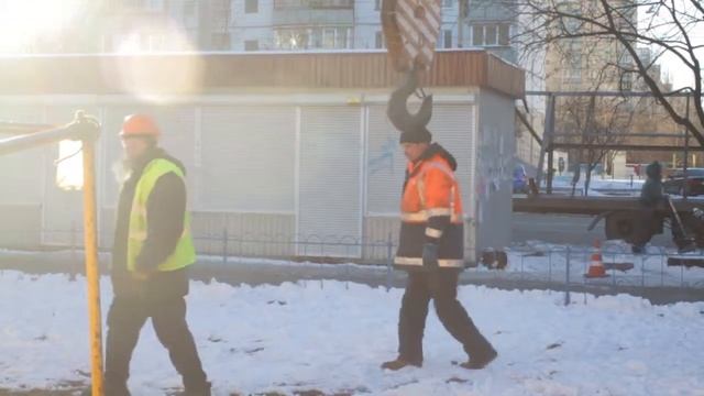Демонтаж рекламной вывески "Евролото" смотреть онлайн