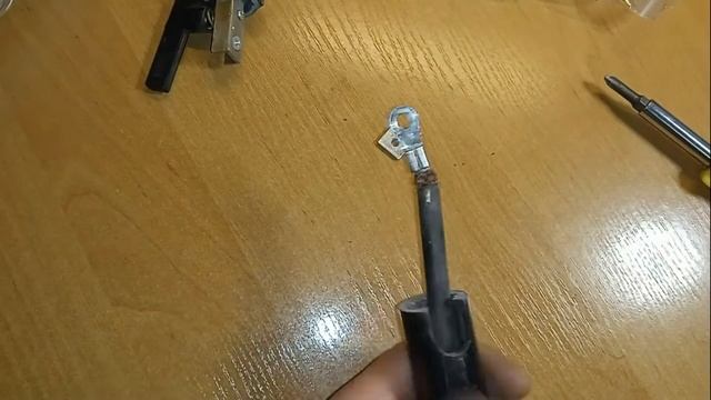 Замена держателя электродов и зажима массы смотреть онлайн