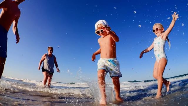 Introducing Insta360 GO 3 - The Tiny Mighty Action Cam смотреть онлайн