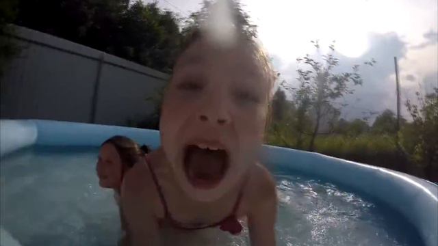 ДАЧА снимала сестра смотреть онлайн