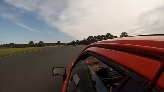 Porsche 924-944-968 de France - Circuit de la Chatre 10 - 2/08/2014 смотреть онлайн