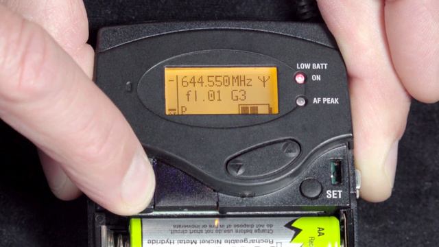 Sennheiser EW112P G4 Wireless Lapel Microphone System смотреть онлайн