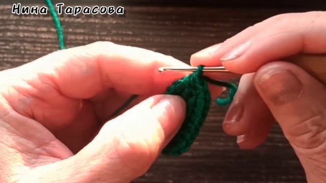 Дракоша Маргоша. Игрушка крючком. Часть 1. Вязание лапок. смотреть онлайн