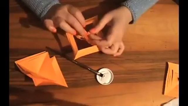как подготовить Рождественские игрушки (Inchpes Patraastel Amanorya Xaxaliq)