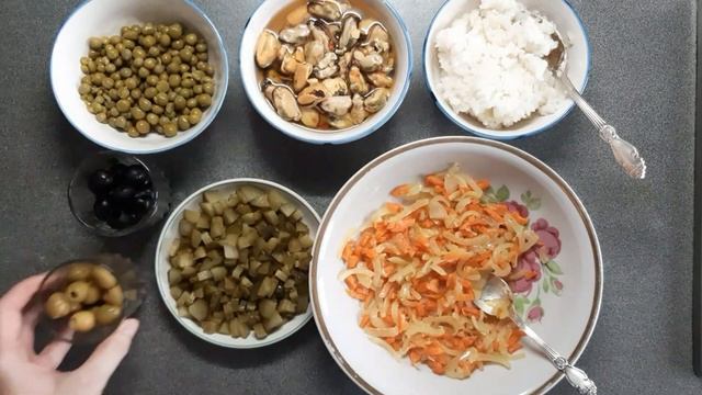 Салат с мидиями / Mussel Salad