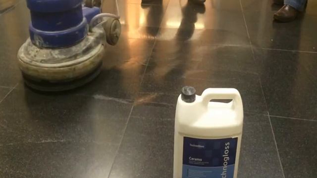 Защитная полироль для пола - TechnoGloss смотреть онлайн