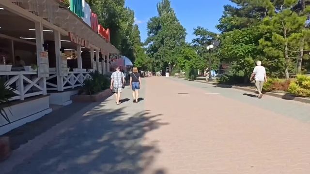 Красивый магазин #евпатория набережная Горького #эллапанкратова #крым смотреть онлайн