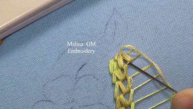 How To Embroider A Pear * Portuguese Stitch * Embroidery