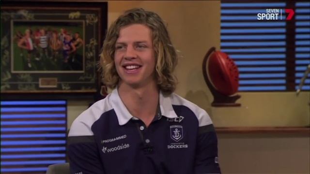 Nat Fyfe's Hollywood Brownlow date? смотреть онлайн