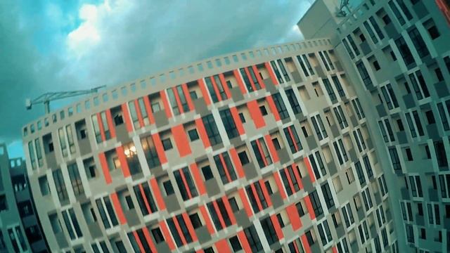 Dive The Tallest Building in Middle Java Indo with Speedybee смотреть онлайн