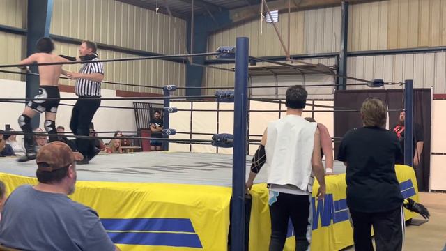 Luke Fury vs Cooper Housley смотреть онлайн