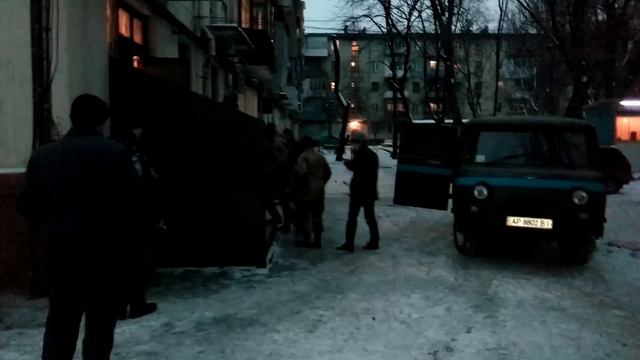 Виталий Косенко. Из автозака в суд. смотреть онлайн