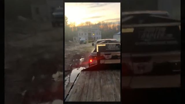 Titan XD Cummins Straight Pipe Exhaust Clip So Underrated! Sounds Beautiful смотреть онлайн