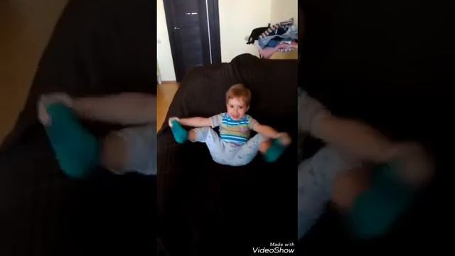 ОФИГЕТЬ МОЙ ДВОЮРОДНЫЙ БРАТИК КОТОРОМУ 3 ГОДИКА ЗНАЕТ ВСЕ СТОЛИЦЫ!!! смотреть онлайн