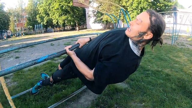 Как Стать САМЫМ НАКАЧАНЫМ В ШКОЛЕ?! Самая ЛУЧШАЯ ТРЕНИРОВКА Для Роста Мышц На Турнике И Брусьях! смотреть онлайн