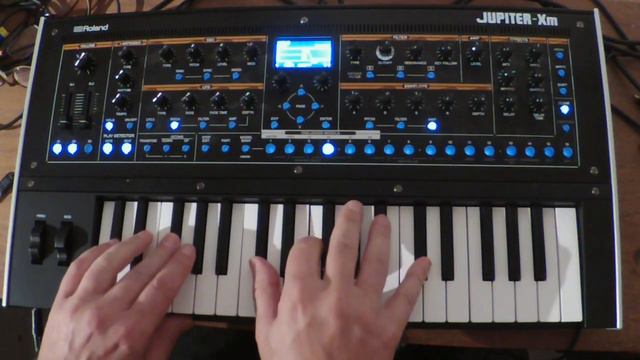 ROLAND JUPITER-Xm - My favorite Piano смотреть онлайн