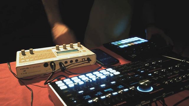 MKHL1985 dawless live set "Резонанс" Казанский бедрум x Угол 30.03.23 смотреть онлайн