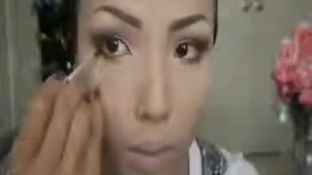 Макияж Стань Красивее! Чудеса макияжа Неважно какая Вы Вы можете стать любой! Школа визажа смотреть онлайн